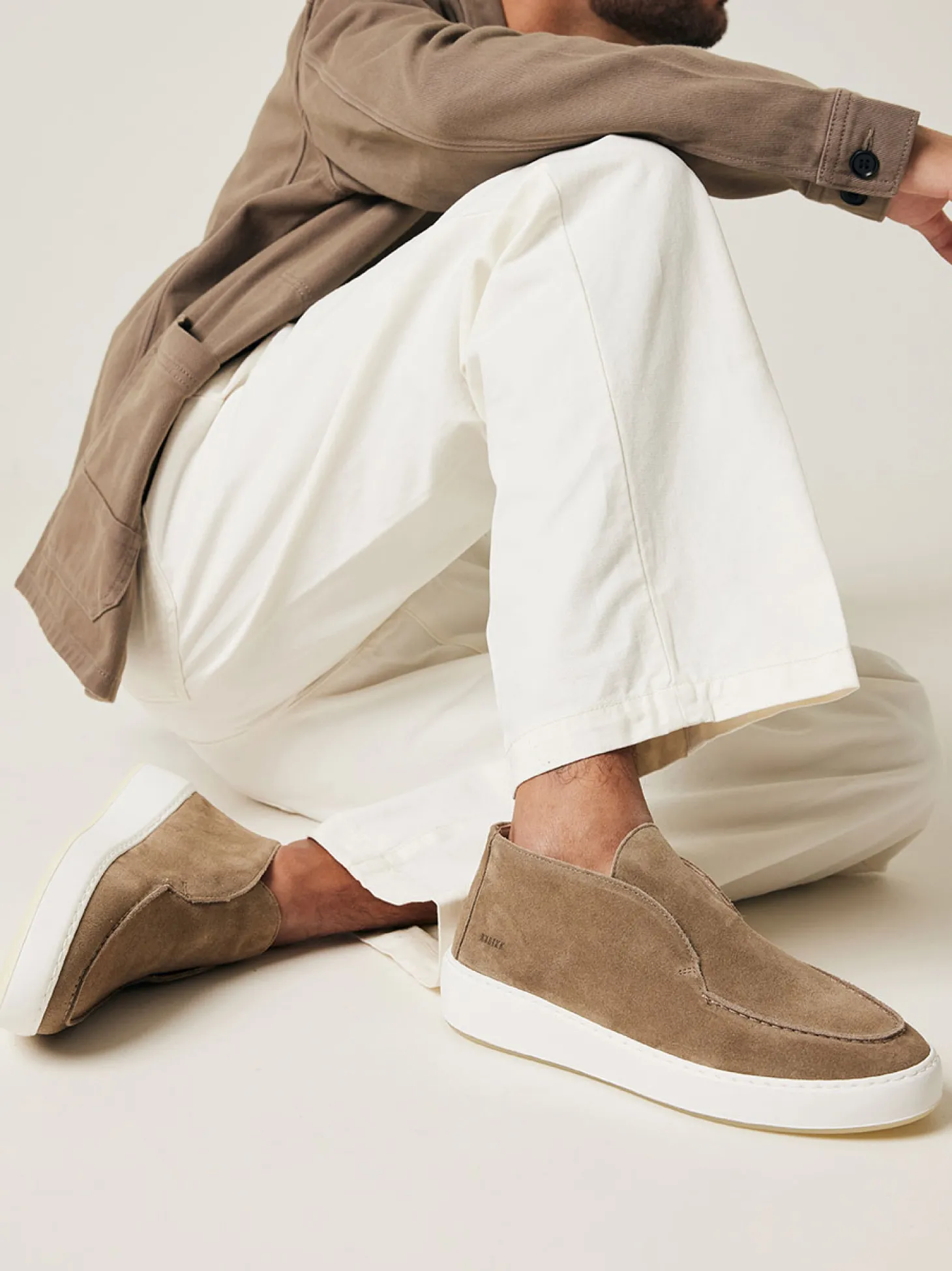 Jiro Suo Taupe Mid Loafers Voor Heren