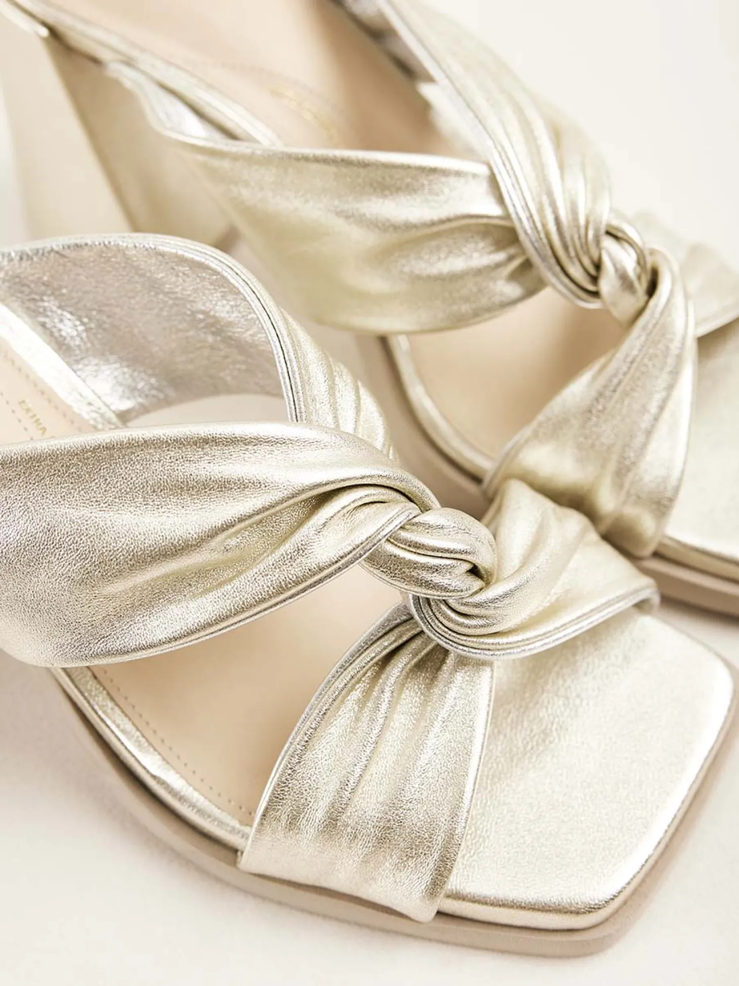 Lana Twist Gouden Sandalen Voor Dames