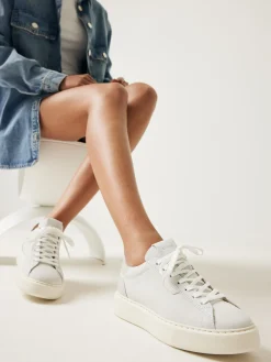 Vince Tora Off White Sneaker Voor Dames